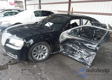 2014 Chrysler 300C из США, поврежденный, VIN 2C3CCAEG3EH372925